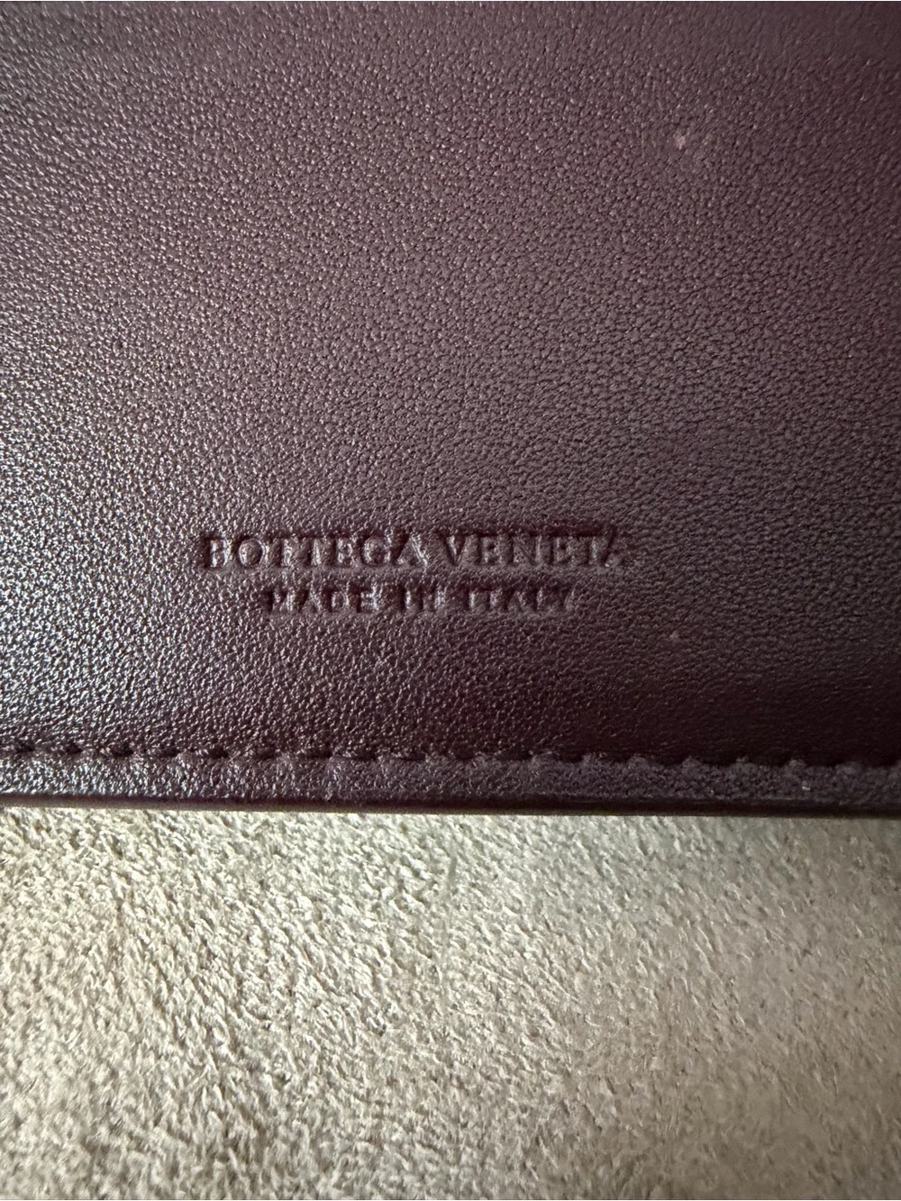 BOTTEGA VENETA 💯 Authentic verified by Ligitmark! Men’s Black & Red Intrecciato